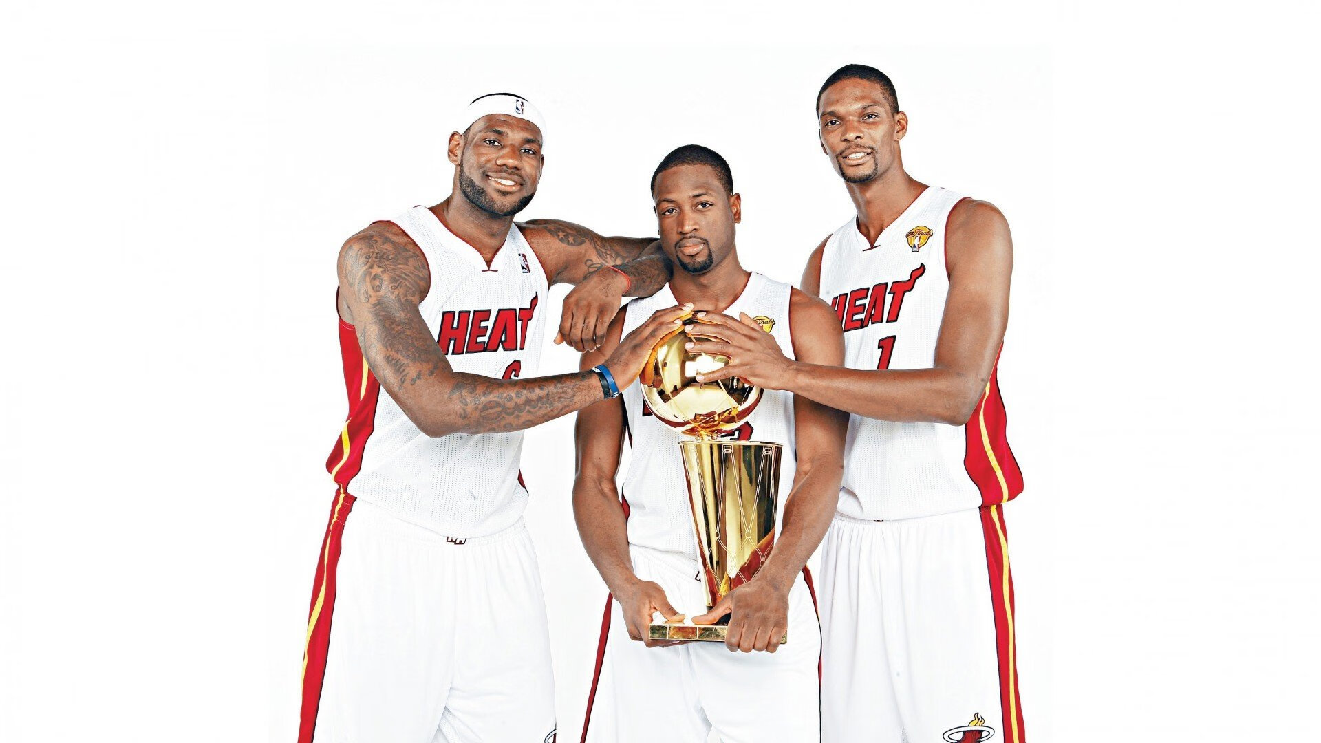 “帕布罗·马特拉的无畏拼搏精神,带领阿根廷美洲狮队战胜挑战”